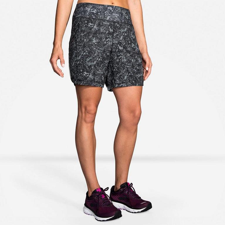 Brooks Chaser 7 - Womens Running Shorts - Grey (54379KWXQ)